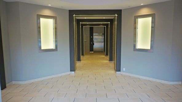 Galleria Court: 9130 Galleria Ct, Naples, FL 34109